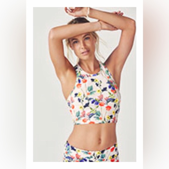 Fabletics blooms two pieces athletic matching set - Picture 3 of 7